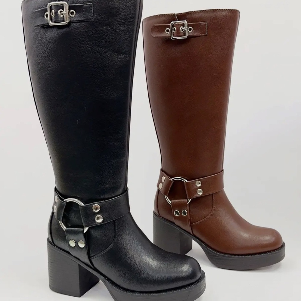 Black Women's Knee-High Boots